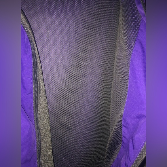 Colosseum Windbreaker LSU logo purple gray side Medium. Long arm & thumb hole - Picture 11 of 12